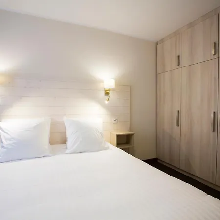 Laterale Residences 4*