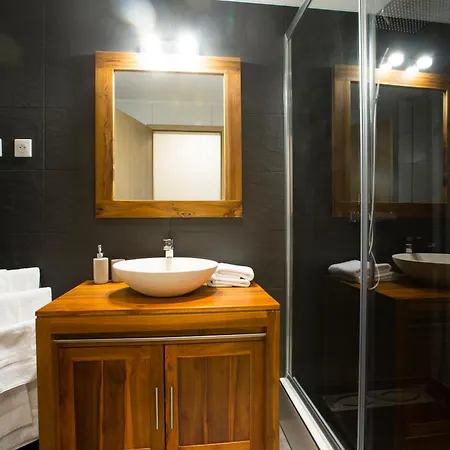 Laterale Residences 4*