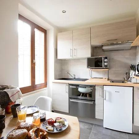 Laterale Residences ריקוויר