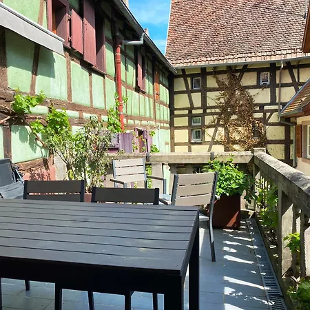 Laterale Residences Bed & Breakfast