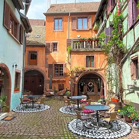 住宿加早餐酒店 Laterale Residences