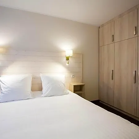 Laterale Residences 4*