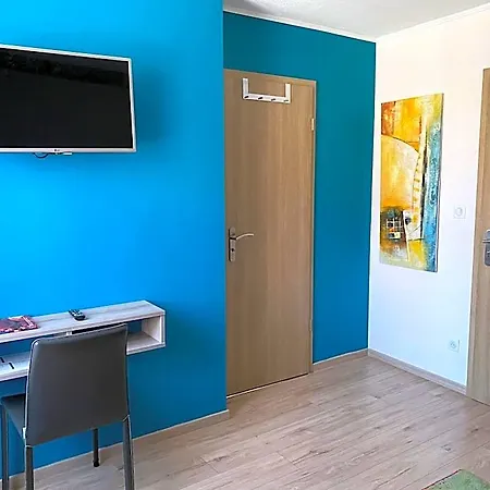 住宿加早餐酒店 Laterale Residences 4*