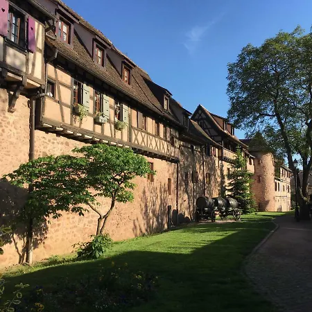 Laterale Residences Bed & Breakfast *
