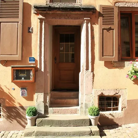 Laterale Residences Bed & Breakfast